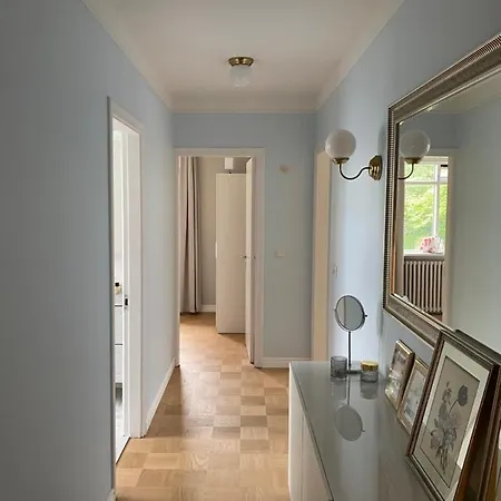 Casa Disa - Dreams, A Boutique In City's Park And Botanical Garden In Laugardalur, Hot-spring-valley Alloggio in famiglia