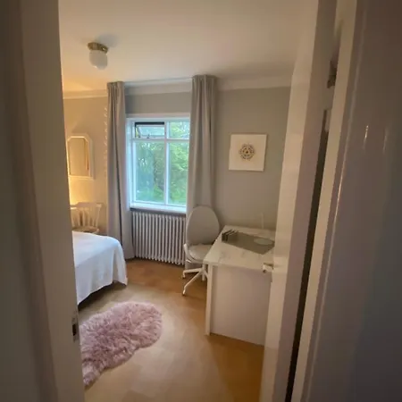 Casa Disa - Dreams, A Boutique In City's Park And Botanical Garden In Laugardalur, Hot-spring-valley ホームステイ *